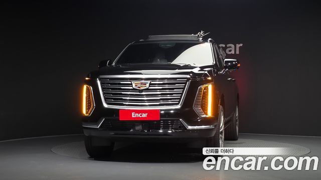 Cadillac Escalade 6.2 ESV ESV Premium Luxury Platinum — пробег 11 054 км — фото 3 из 5