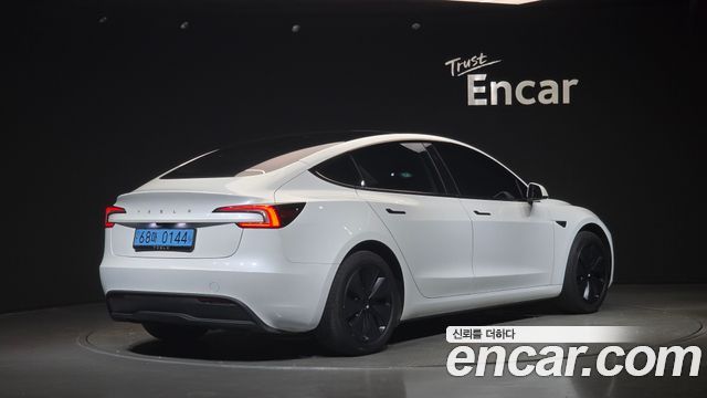Tesla Model 3 RWD — пробег 12 915 км — фото 2 из 5