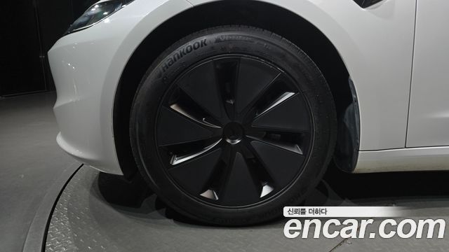 Tesla Model 3 RWD — пробег 12 915 км — фото 5 из 5