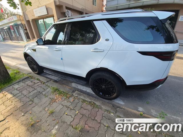 Land Rover Discovery 3.0 TD6 HSE Luxury — пробег 155 000 км — фото 3 из 5