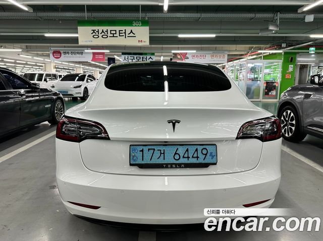 Tesla Model 3 Standard Range Plue RWD — пробег 126 586 км — фото 5 из 5