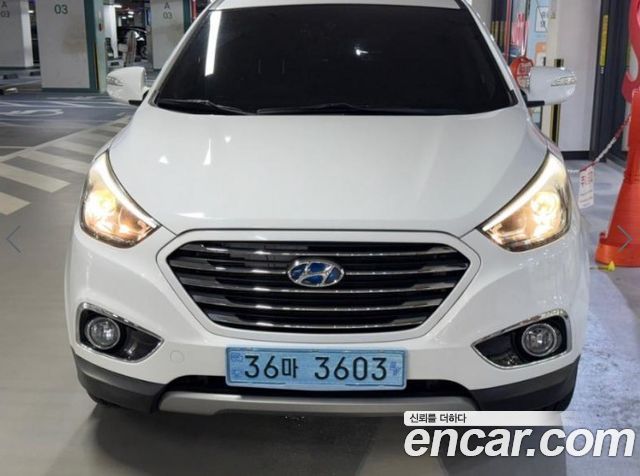 Hyundai Tucson Hydrogen(Fuel Cell) 2WD — пробег 127 006 км — фото 2 из 5