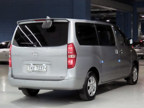 Hyundai Starex 4WD Wagon 11-Seater Modern — пробег 116 000 км — фото 4 из 5