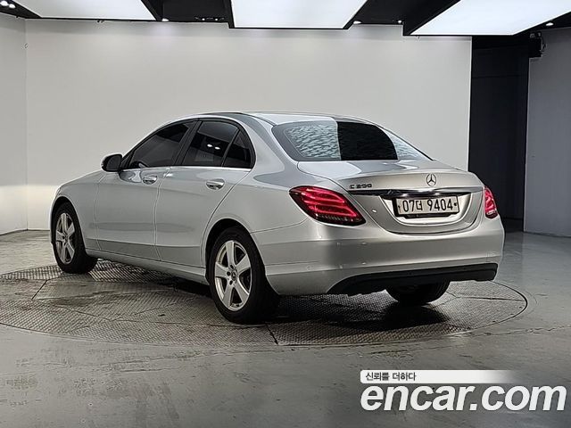 Mercedes-Benz C-Class из Кореи Encar