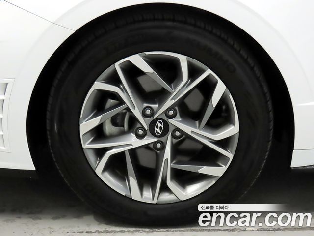 Hyundai Sonata 2.0 Premium Plus — пробег 41 645 км — фото 5 из 5