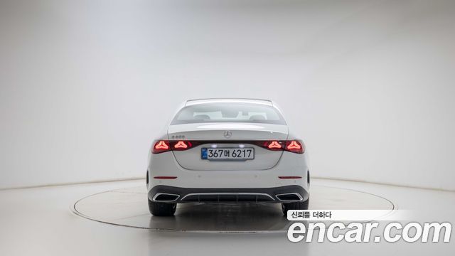 Mercedes-Benz E-Class из Кореи Encar