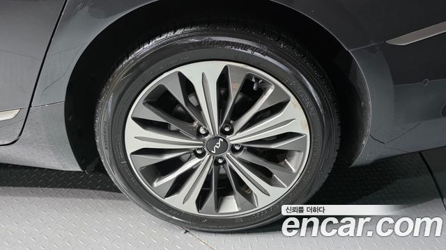 Kia K8 из Кореи Encar