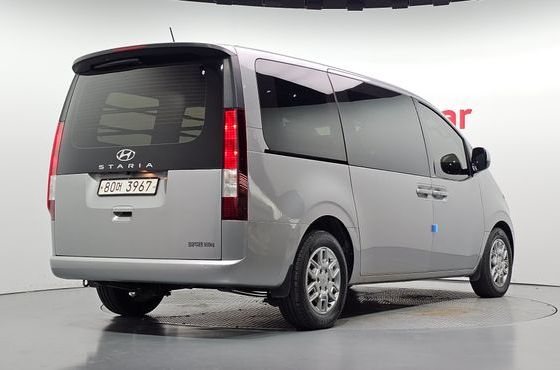 Hyundai Staria Cargo 3-Seater Modern — пробег 141 043 км — фото 2 из 5