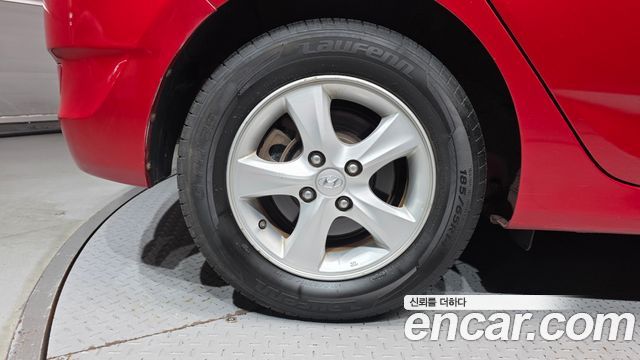 Hyundai Accent из Кореи Encar