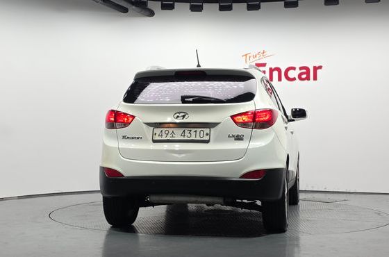 Hyundai Tucson Diesel 2WD LX20 Smart-Pack — пробег 207 437 км — фото 4 из 5