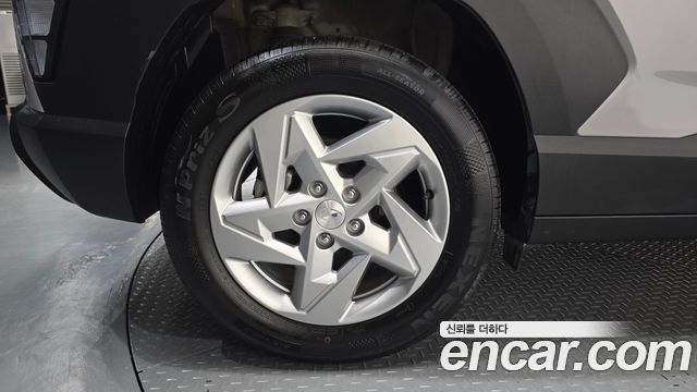 Hyundai Kona Modern — пробег 12 556 км — фото 5 из 5