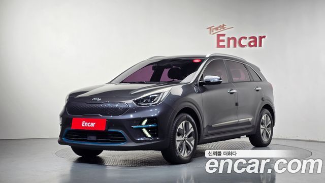 Kia Niro Noblesse — пробег 86 976 км — фото 1 из 5