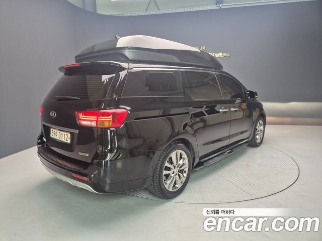 Kia Carnival Gasoline 7-seater Hi-Limousine President — пробег 161 063 км — фото 2 из 5