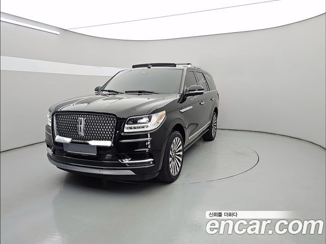 Lincoln Navigator 3.5L — пробег 99 235 км — фото 1 из 4