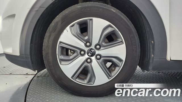 Kia Niro из Кореи Encar
