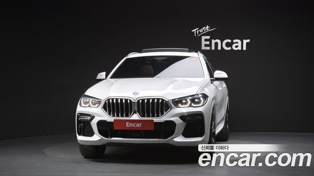 BMW X6 xDrive40i M Sport — пробег 34 020 км — фото 3 из 5