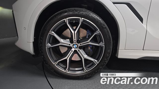 BMW X6 xDrive40i M Sport — пробег 34 020 км — фото 5 из 5