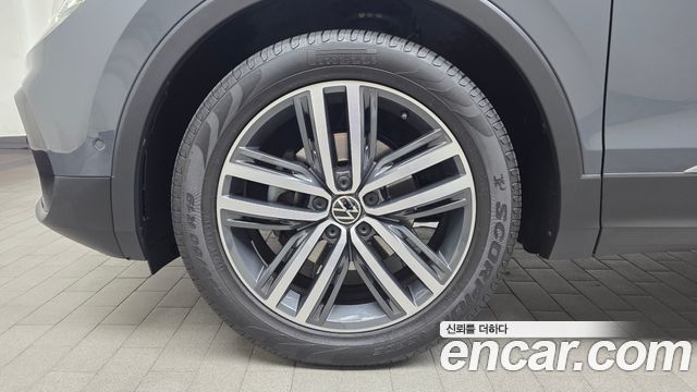 Volkswagen Tiguan 2.0 TDI Prestige — пробег 73 403 км — фото 5 из 5