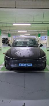 Tesla Model Y L Long Range AWD — пробег 10 км — фото 3 из 5