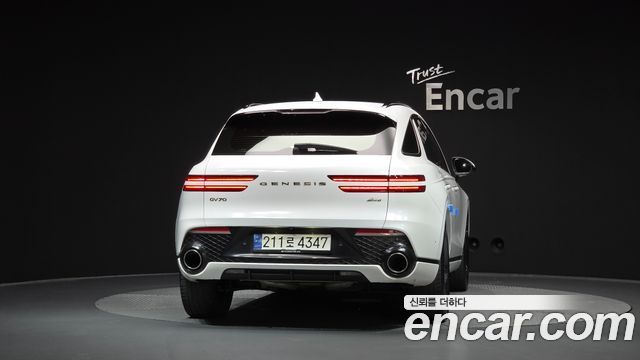 Genesis GV70 из Кореи Encar