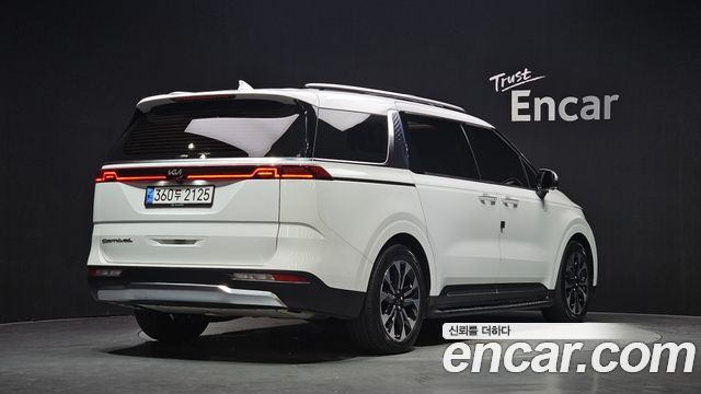 Kia Carnival из Кореи Encar