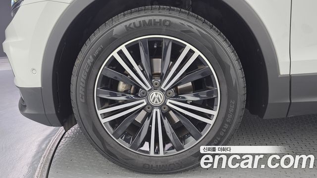 Volkswagen Tiguan из Кореи Encar