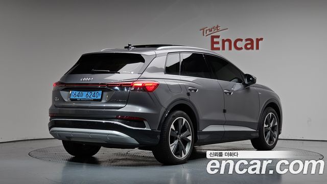 Audi Q4 e-tron 40 Premium — пробег 72 800 км — фото 2 из 5