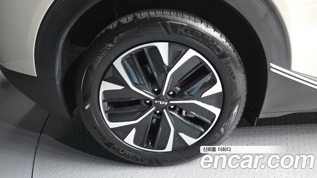 Kia EV6 из Кореи Encar