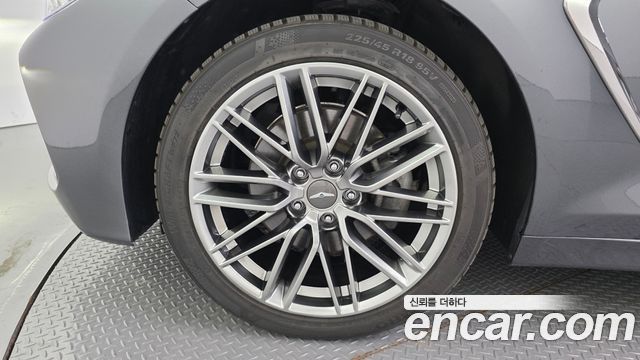 Genesis G70 из Кореи Encar