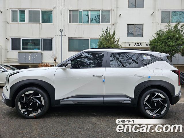 Kia Seltos Gasoline 1.6T 2WD Prestige — пробег 8 000 км — фото 4 из 5