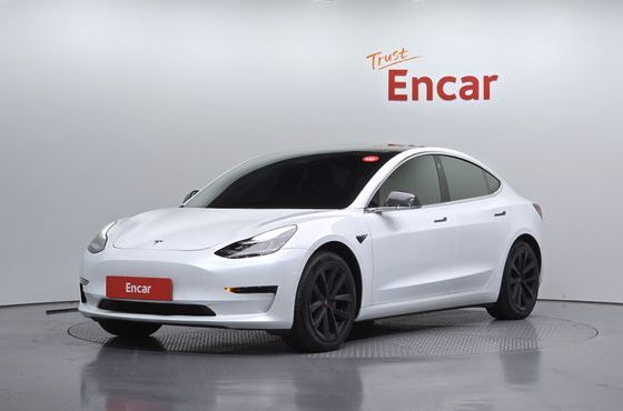 Tesla Model 3 Standard Range Plue RWD — пробег 83 777 км — фото 1 из 5