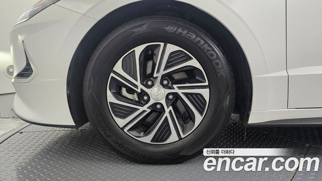 Hyundai Sonata Premium — пробег 57 489 км — фото 5 из 5