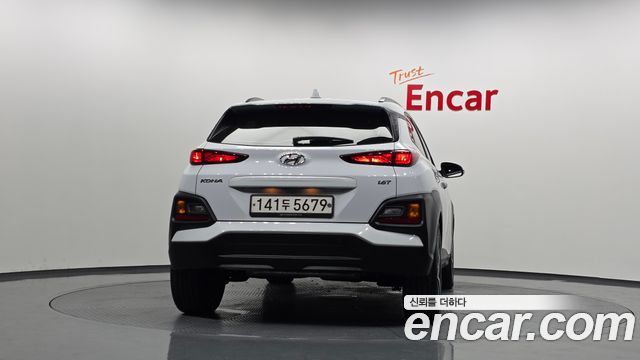 Hyundai Kona из Кореи Encar