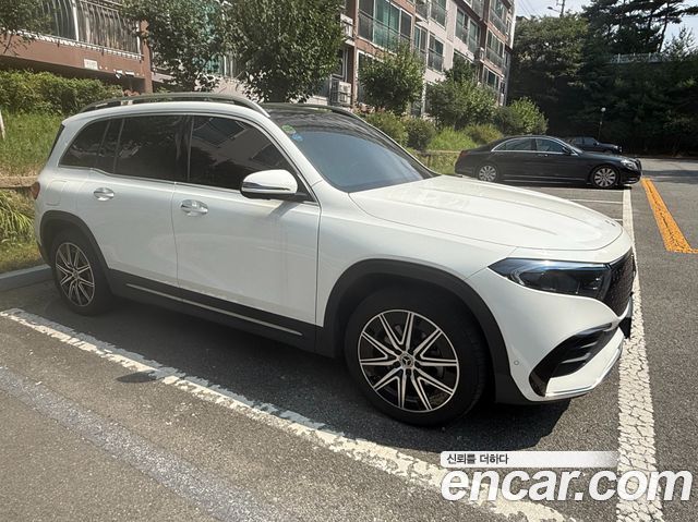 Mercedes-Benz EQB EQB300 4MATIC AMG Line — пробег 20 000 км — фото 3 из 5
