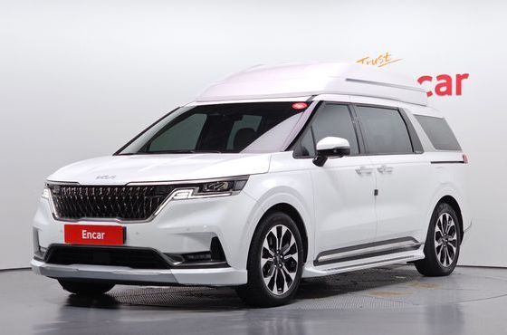 Kia Carnival Diesel 9-Seater Hi-Limousine Signature — пробег 52 952 км — фото 1 из 5