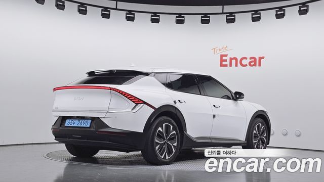 Kia EV6 из Кореи Encar