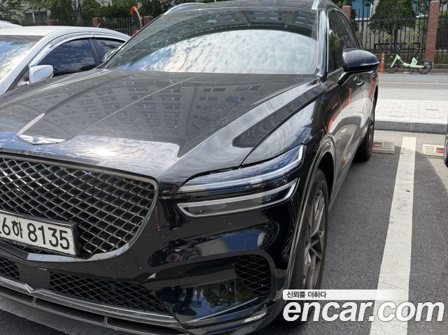 Genesis GV70 2.5T Gasoline AWD — пробег 135 000 км — фото 3 из 5