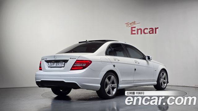 Mercedes-Benz C-Class из Кореи Encar