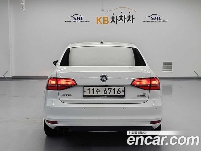 Volkswagen Jetta 2.0 TDI BlueMotion 6th — пробег 127 892 км — фото 3 из 5