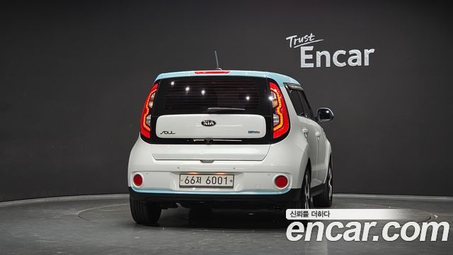 Kia Soul EV — пробег 154 833 км — фото 4 из 5
