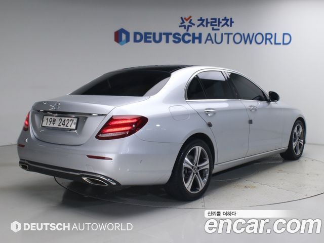 Mercedes-Benz E-Class из Кореи Encar