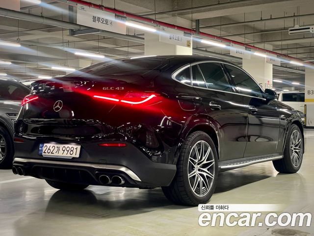 Mercedes-Benz GLC-Class AMG GLC43 4MATIC Coupe — пробег 29 500 км — фото 4 из 5