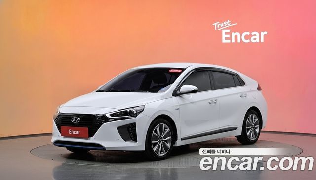 Hyundai Ioniq Q — пробег 171 736 км — фото 1 из 5