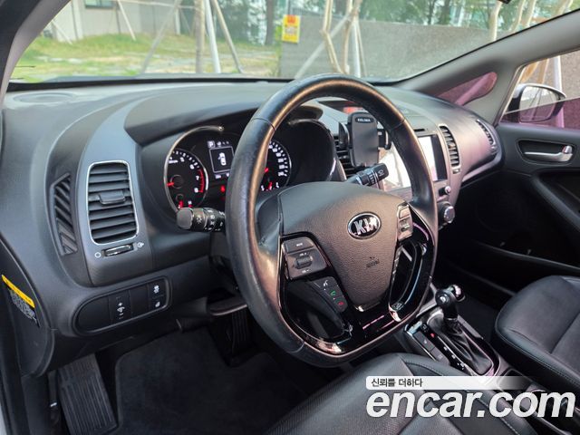 Kia K3 Trendy — пробег 99 168 км — фото 2 из 5
