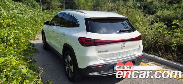 Mercedes-Benz EQA из Кореи Encar