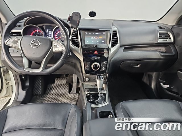 Ssangyong TIBOLI из Кореи Encar