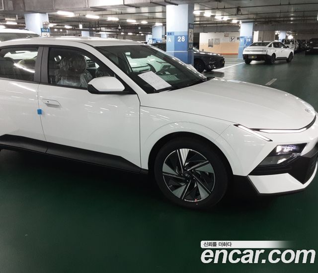 Hyundai AVANTE 2.0 Modern — пробег 5 км — фото 5 из 5
