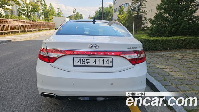 Hyundai Grandeur HG300 Premium — пробег 170 816 км — фото 4 из 5