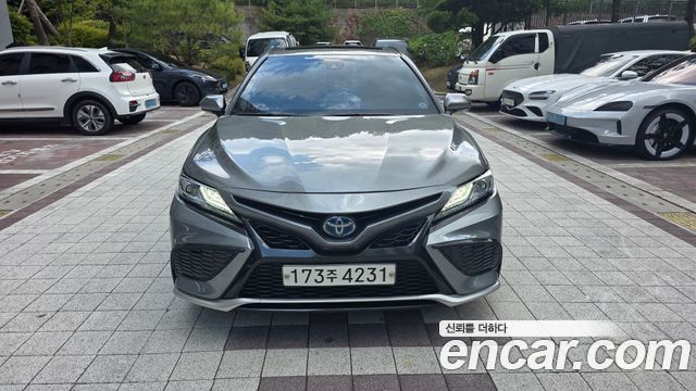 Toyota Camry 2.5 XSE Hybrid — пробег 73 652 км — фото 3 из 5