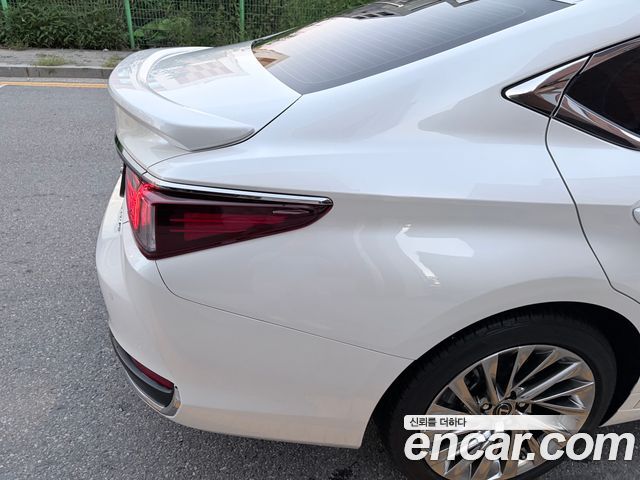 Lexus ES из Кореи Encar